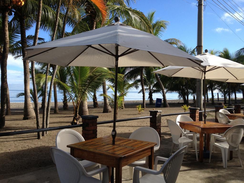 Hotel Y Restaurante Cesar Mariscos เตลา ภายนอก รูปภาพ